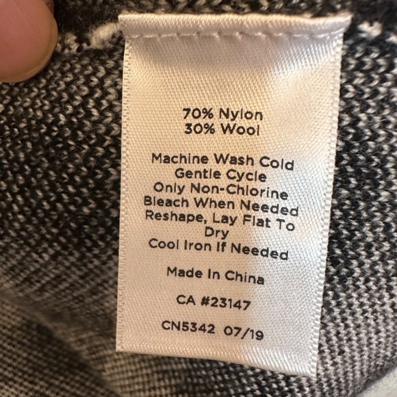 Talbots Cardigan Womens Sz. XL Buffalo black white check plaid wool blend Preppy - Picture 11 of 12